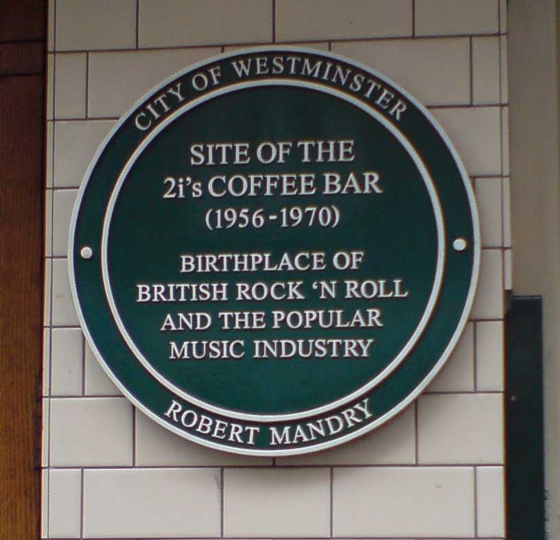 2 i's Coffee Bar