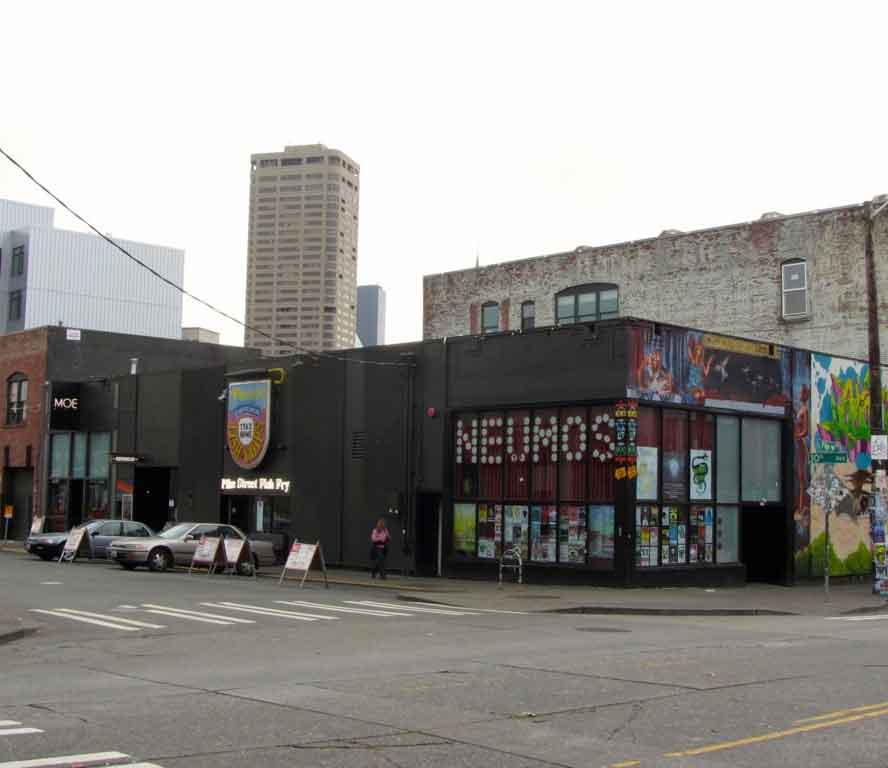 Neumos / Moe's Mo Roc'n Café