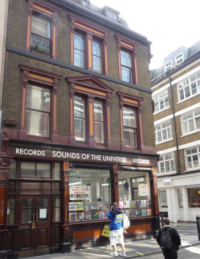 Sounds of the Universe / The Bricklayers Arms